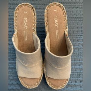 Toms Monica Mule Wedge Women's Sandal Natural Shimmer Canvas/Suede Size 6